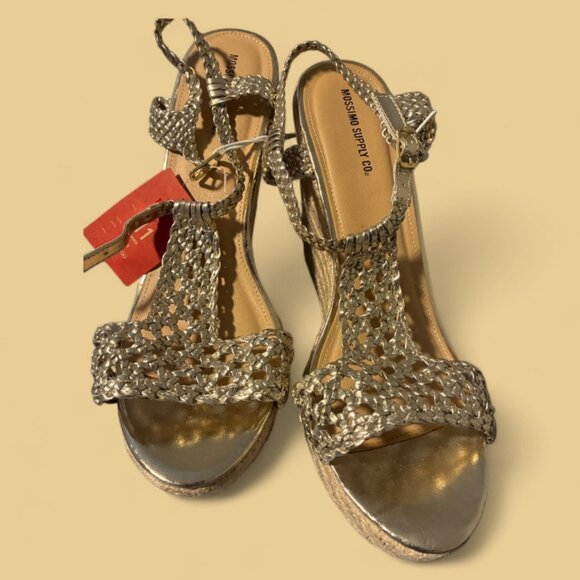 Gold Wedge Shoe by Mossimo Supply Collection - Size 11 - Picture 1 of 4